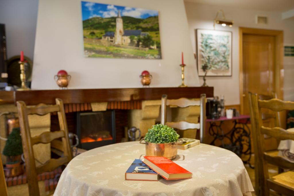 Hotel Eth Solan & Spa Vielha Bagian luar foto