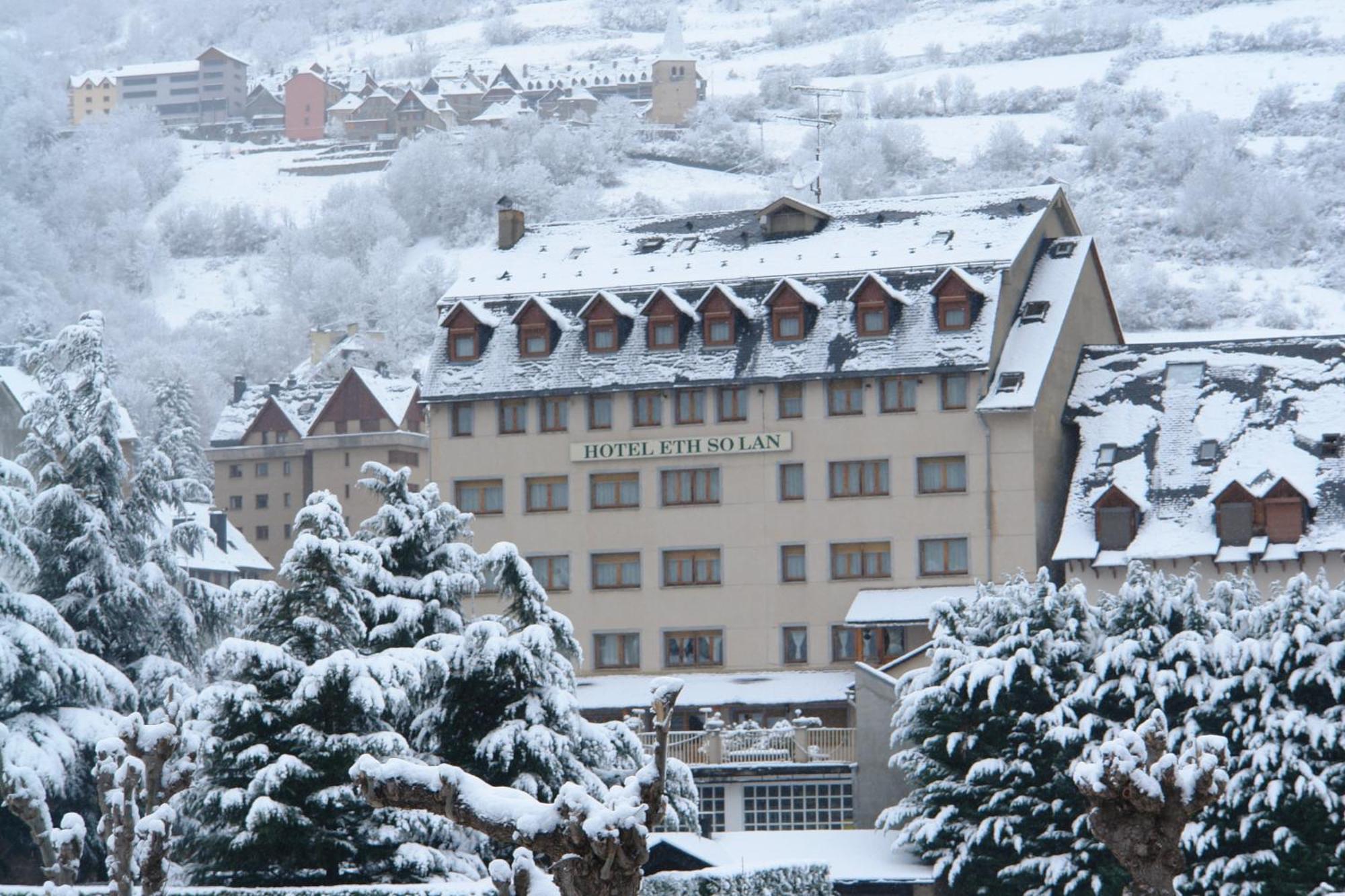 Hotel Eth Solan & Spa Vielha Bagian luar foto